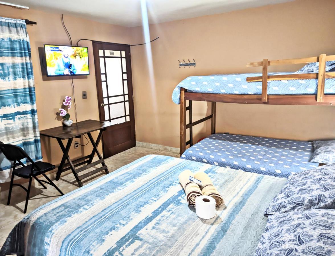 Bed and breakfast Residencial Moroni - Alojamiento En Cochabamba Extérieur photo